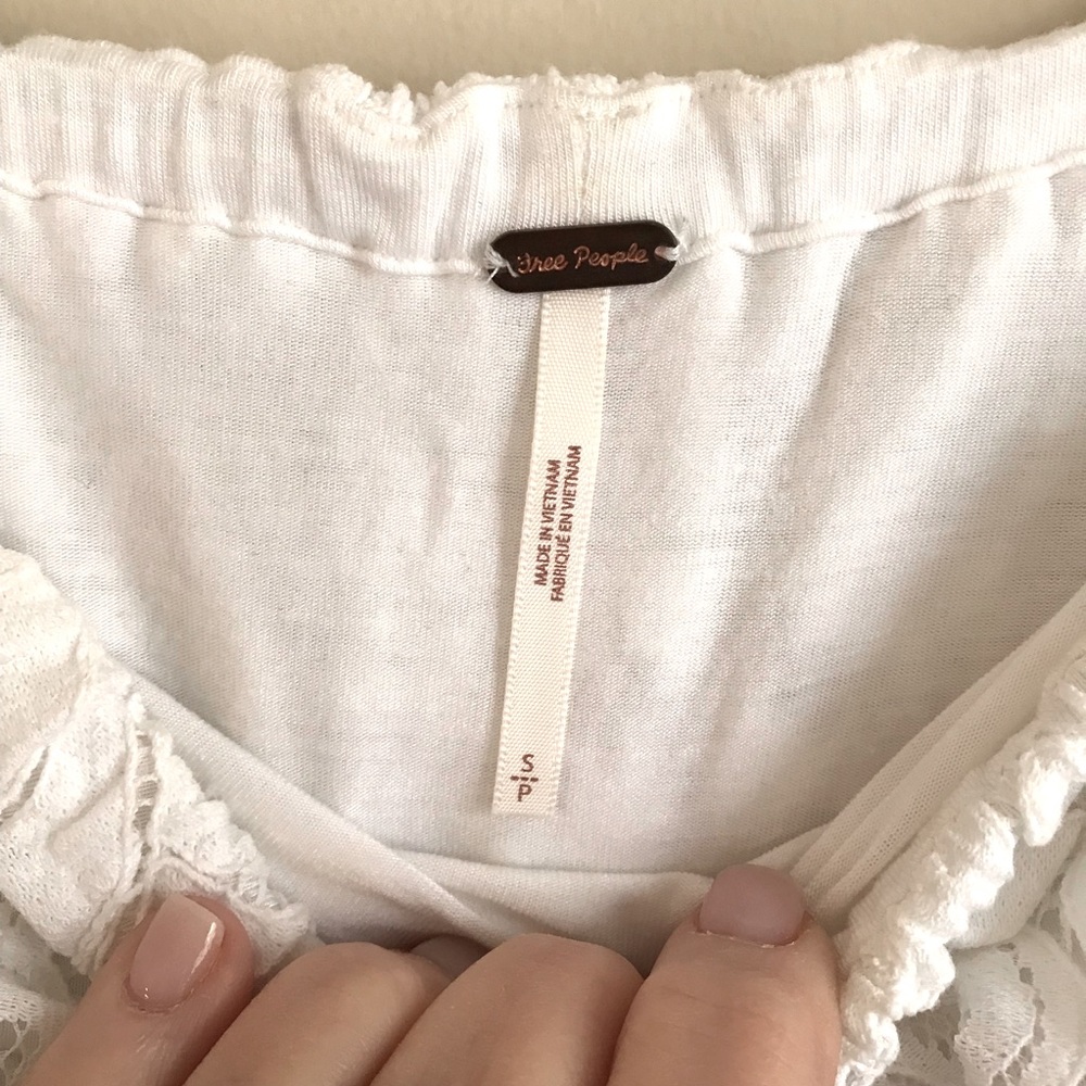 Free People Sweet Dreams Off The Shoulder Lace CropTop - Picture 6 of 12